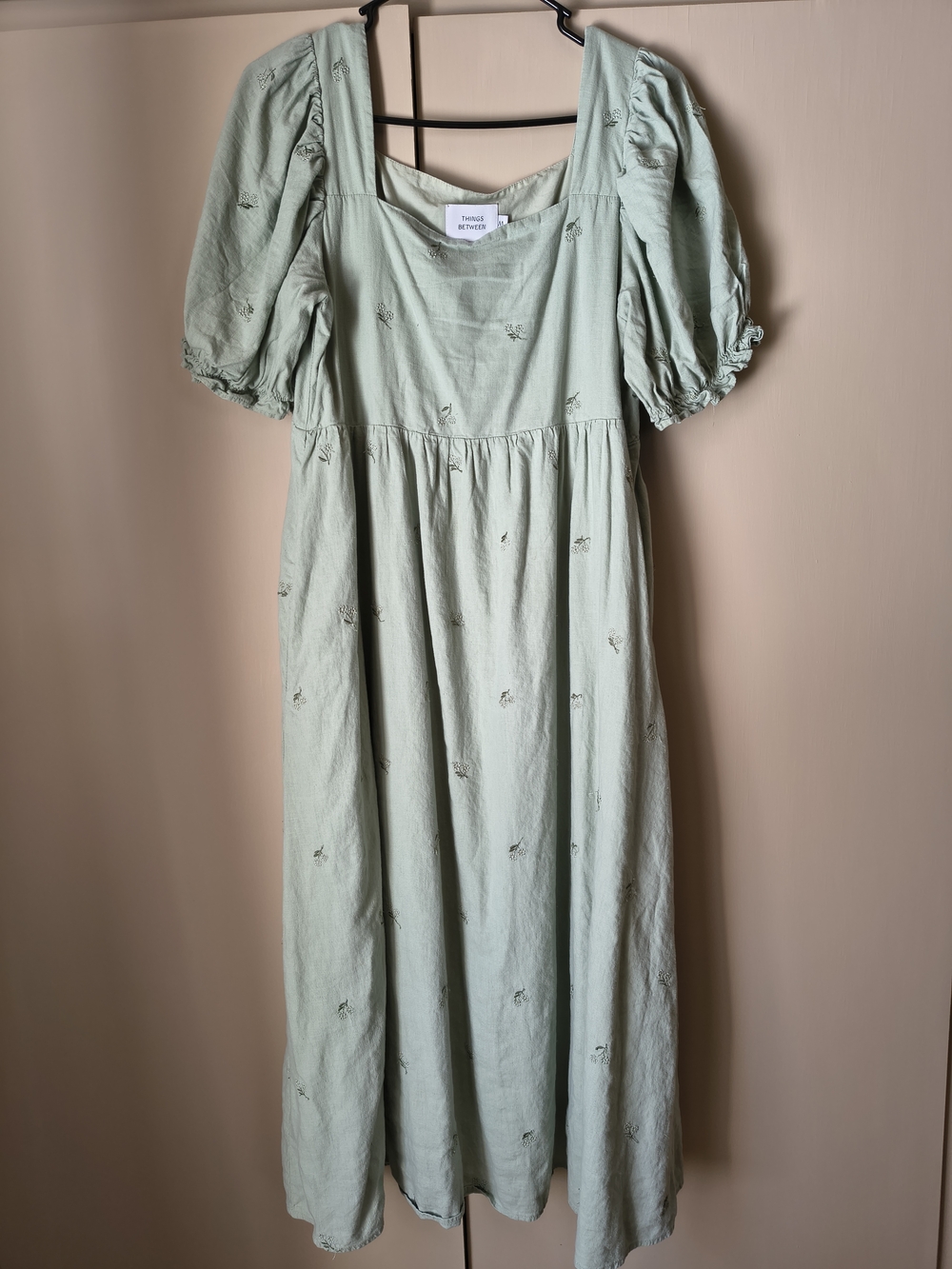 Womens Sage Green Puff-Sleeve Dress